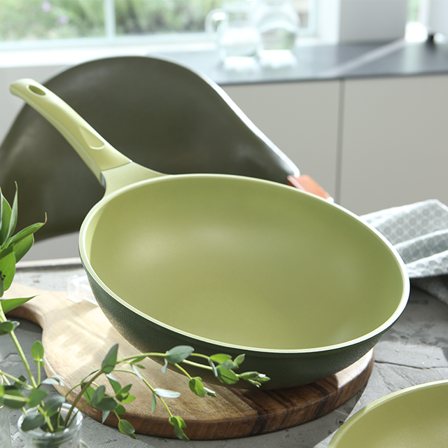 AvocadoWok1 牛油果